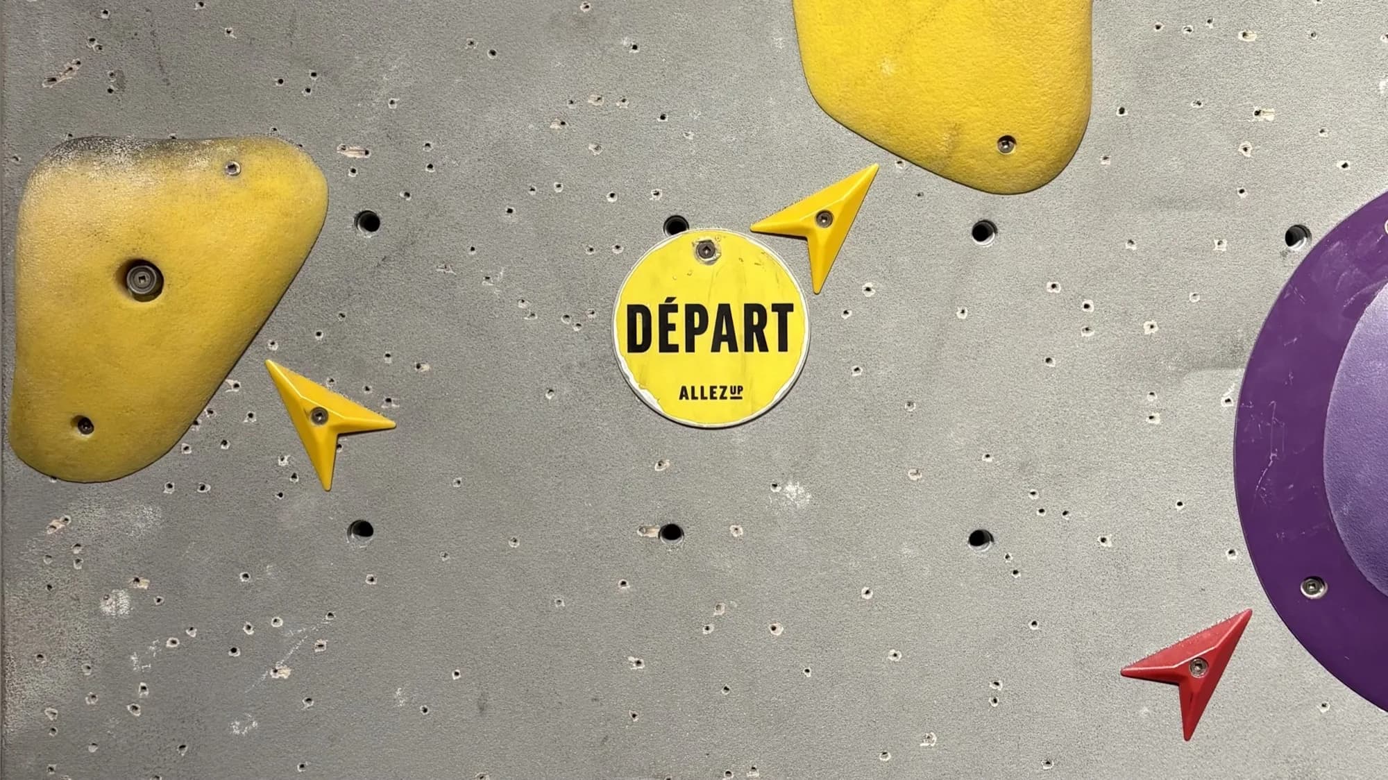 conception de flèches pour un centre d'escalade